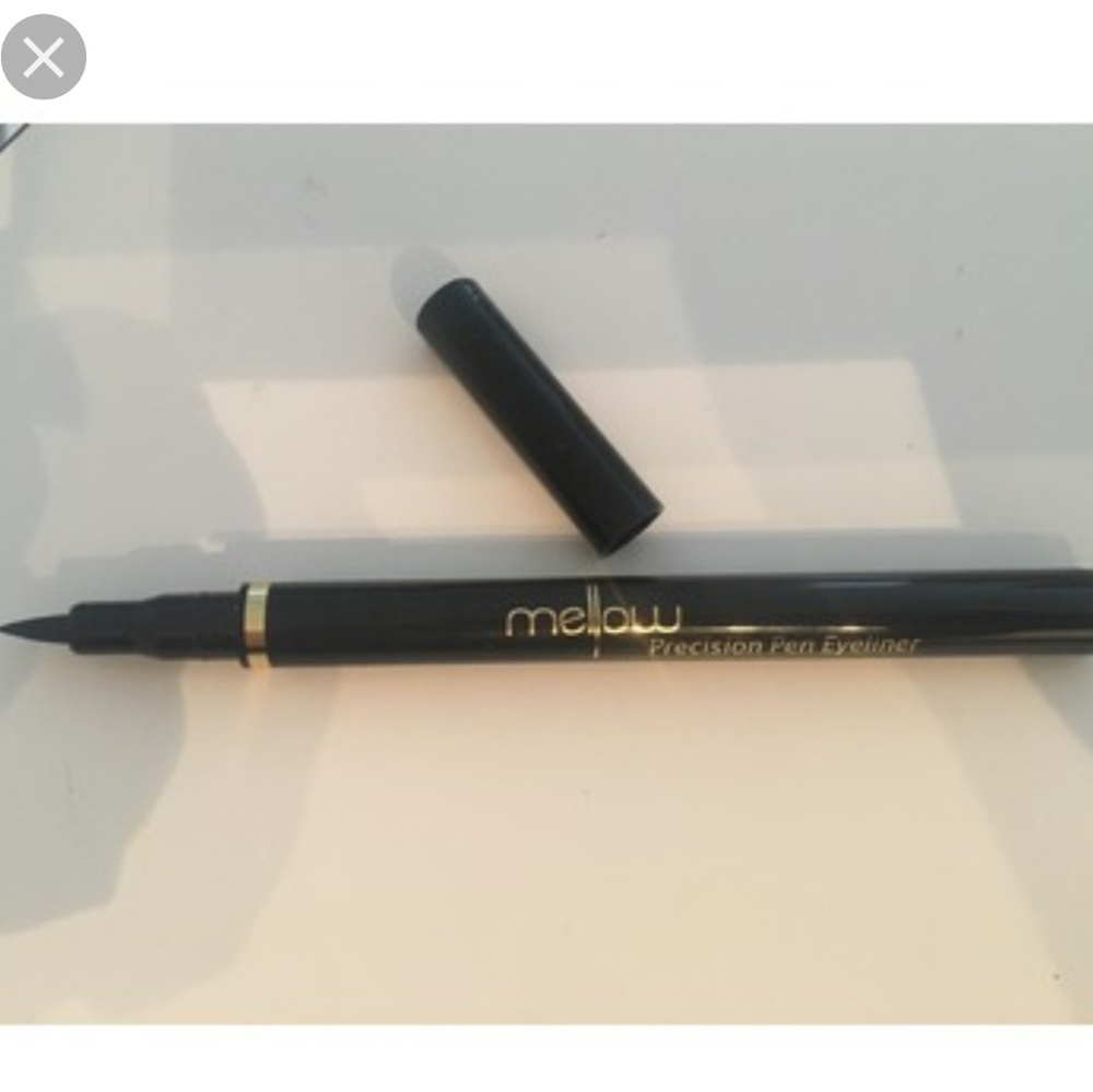 Mellow eyeliner